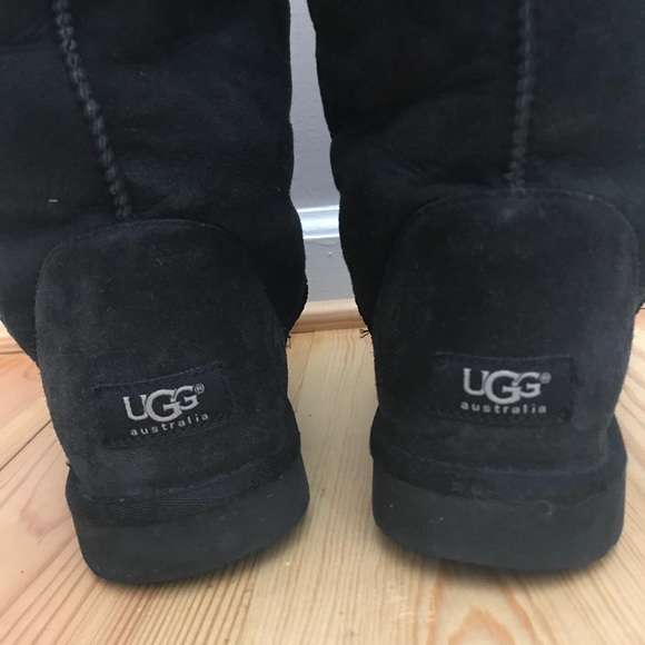 UGG boots tall size 11 - Picture 4 of 8
